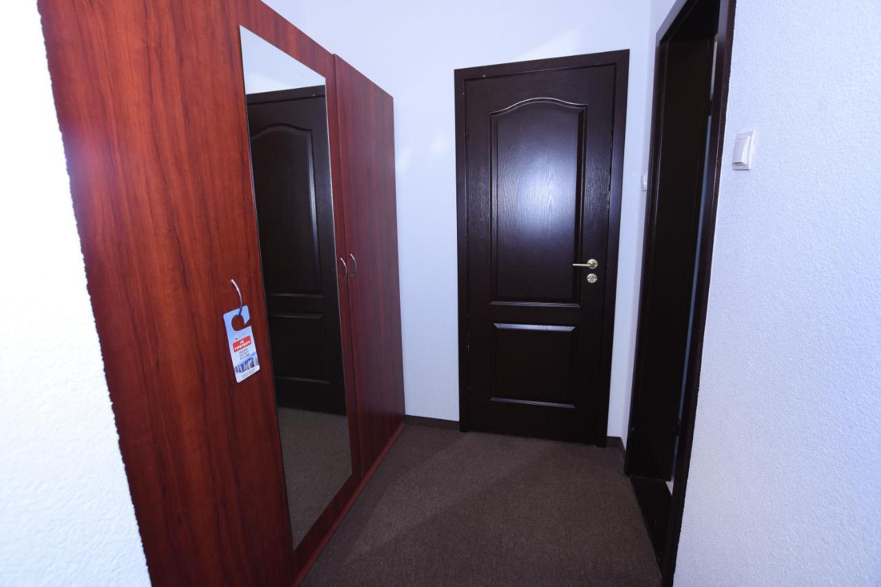Hotel Continent Polyána Kültér fotó