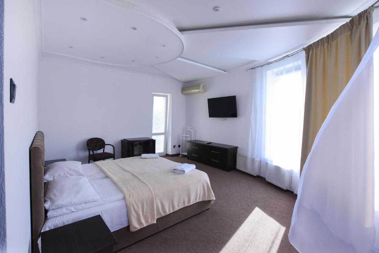 Hotel Continent Polyána Kültér fotó